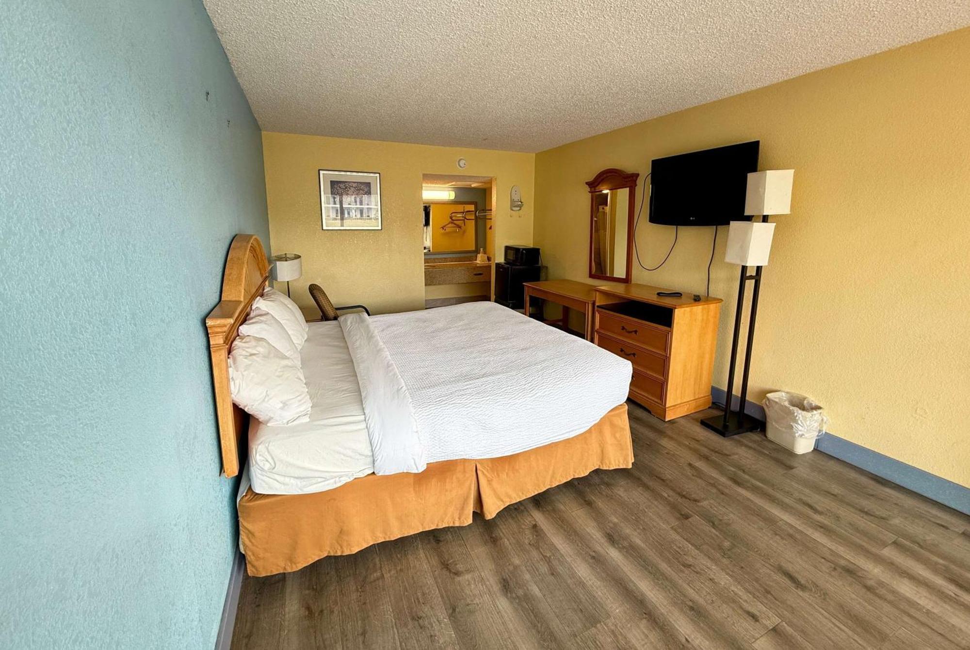 Days Inn By Wyndham Ruther Glen Kings Dominion Area Экстерьер фото