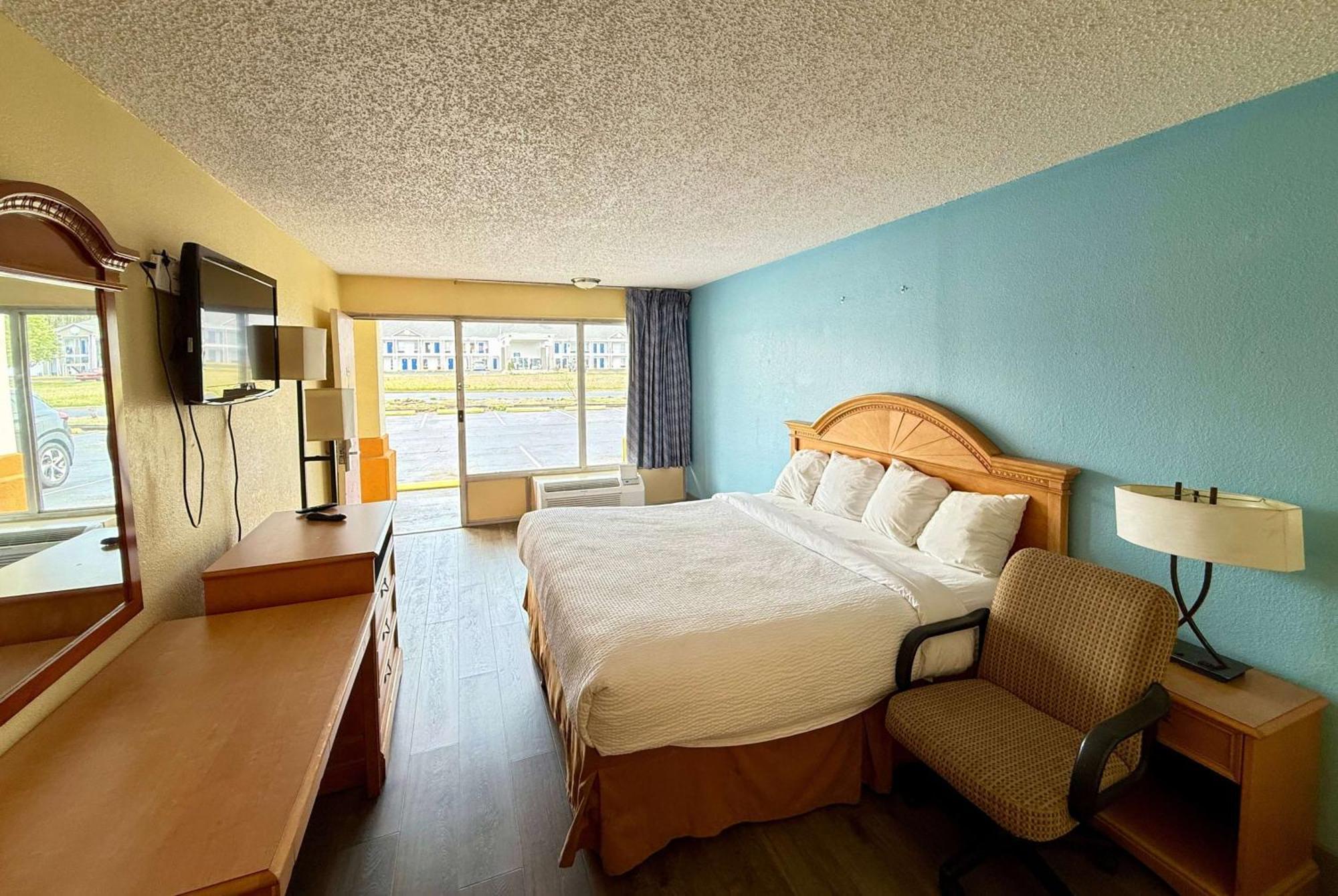 Days Inn By Wyndham Ruther Glen Kings Dominion Area Экстерьер фото