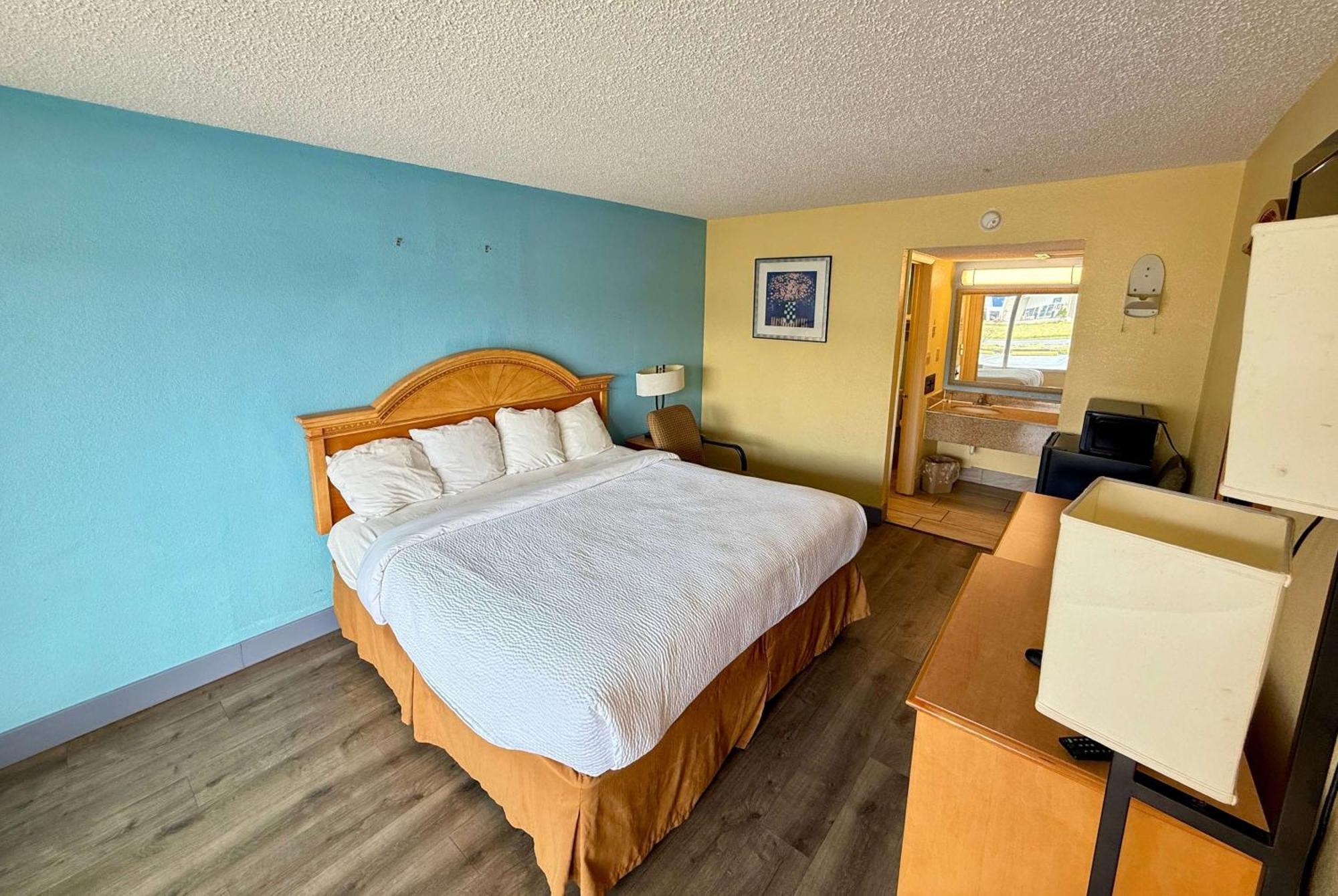 Days Inn By Wyndham Ruther Glen Kings Dominion Area Экстерьер фото