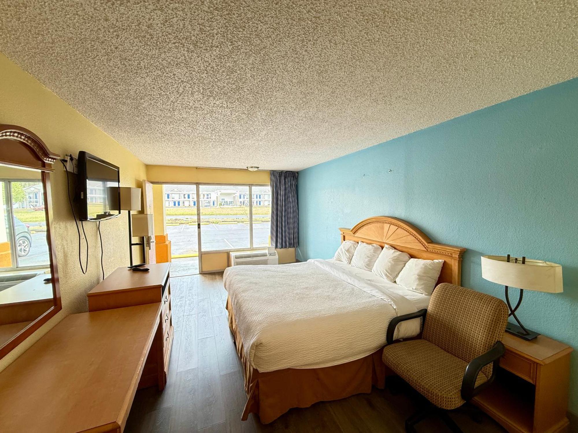 Days Inn By Wyndham Ruther Glen Kings Dominion Area Экстерьер фото